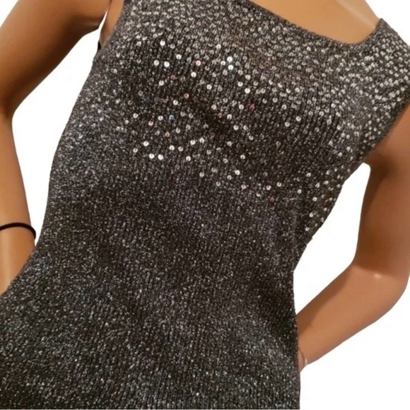 Large Lauren Michelle Grey Beaded Sleeveless elegant Sweater Top - Picture 4 of 17